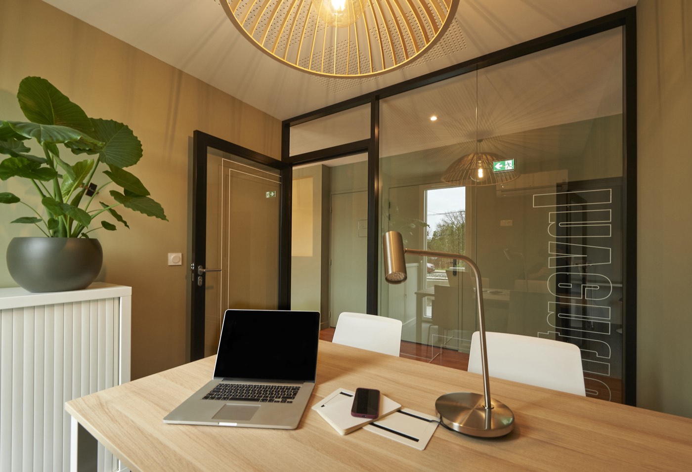Bureau Invention au Vigean, vue intérieure